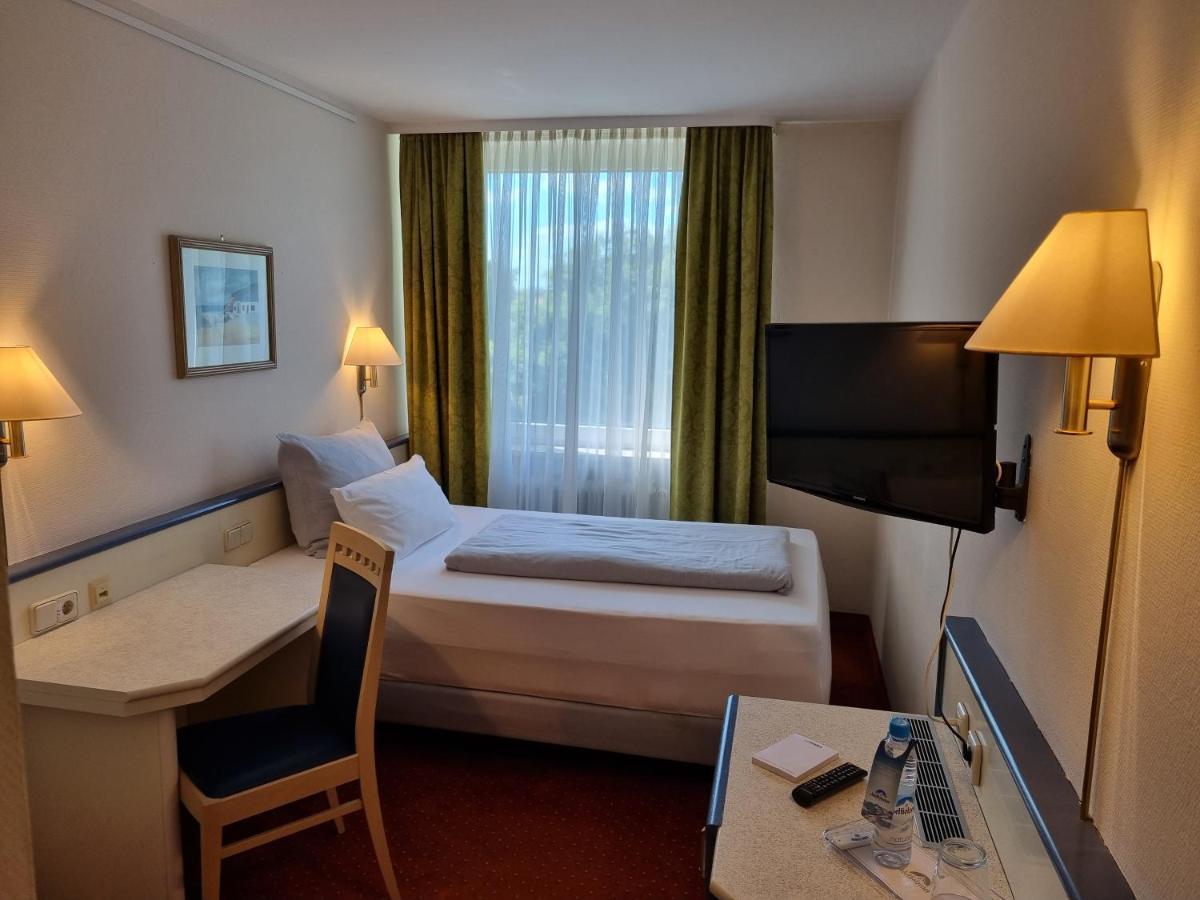 Carathotel 3* München