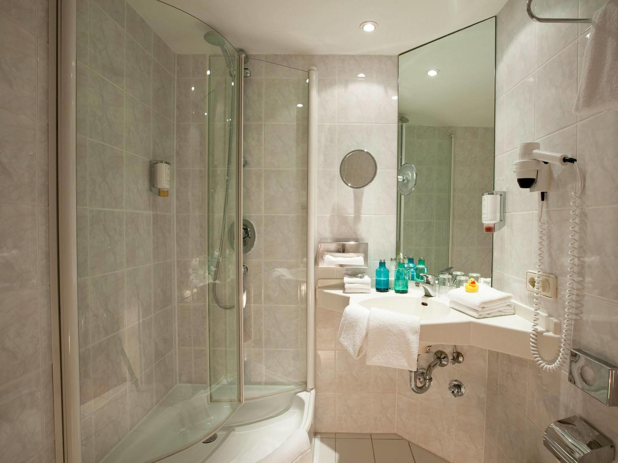 Carathotel Hotel 3*