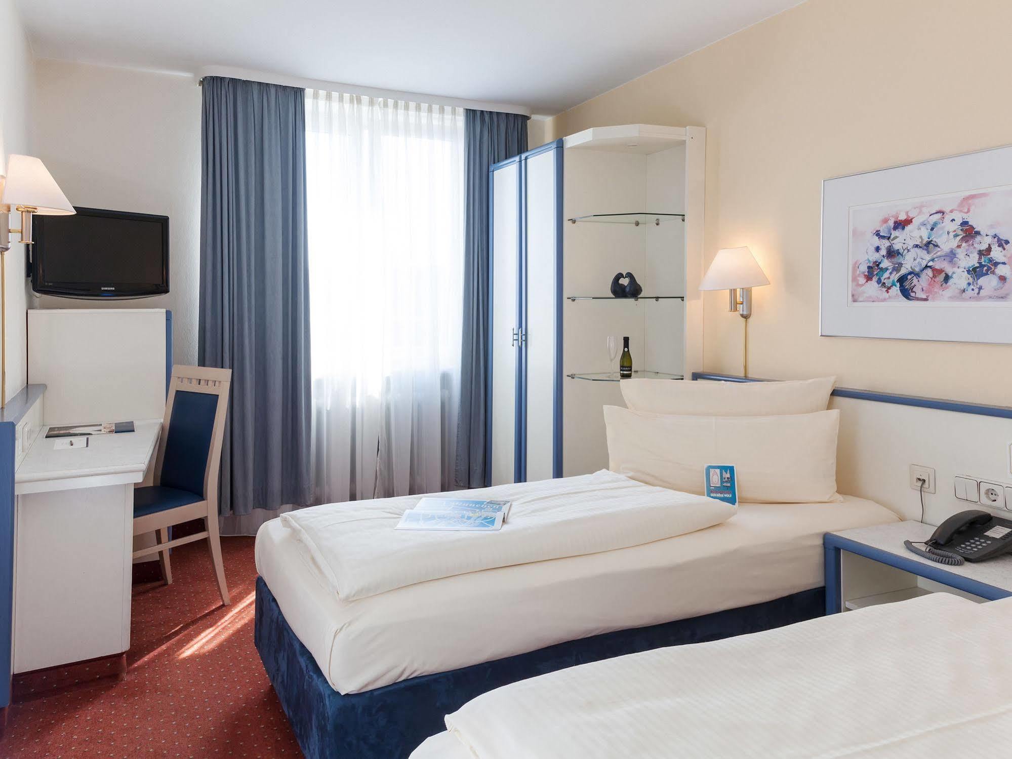 Carathotel 3*