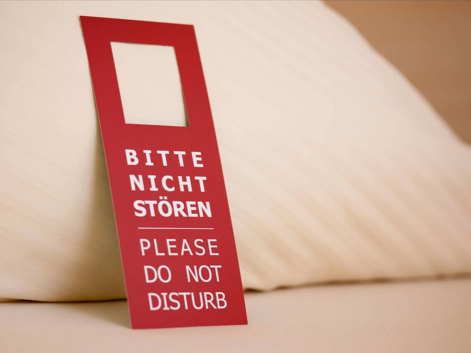 Hotel Carathotel 3*