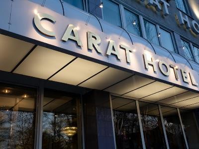 Hotel Carathotel 3*
